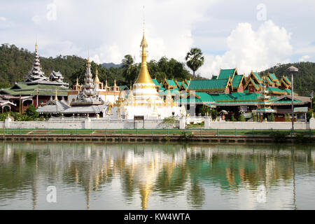 Wat Chong Kham und Wat Chong Klang, Mae Hong Son Stockfoto