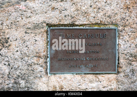 Time Capsule Plakette in Beebe Windmühle in bridgehampton, NY Stockfoto