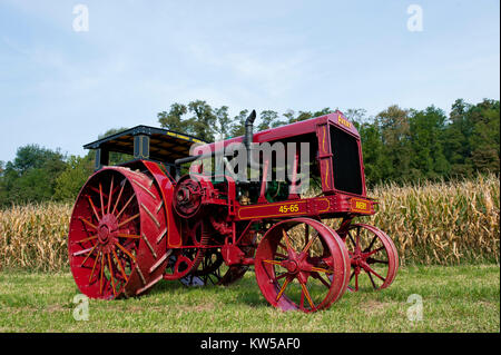 1923 AVERY MODELL 45-65 vollständig wiederhergestellt Stockfoto