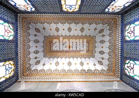 Ceilig der Stiftung Bibliothek zum Vorteil der Enderun Palace Schüler verliehen wurde von Sultan Ahmet III in gebaut Stockfoto
