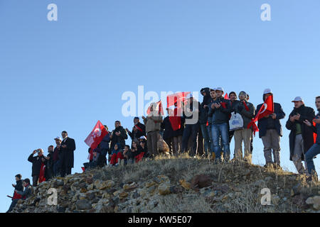 Oktober 9,2014 ERZURUM TÜRKEI. Feier der Sieg der Russischen türkische Krieg, der 1877 geschah. Jährliche März der Erzurum Menschen nach vorn Lin Stockfoto