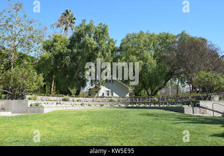 YORBA Linda, Kalifornien - 24. FEBRUAR 2017: Richard Nixon Geburtsort und Bibliothek. Das Haus wurde von den künftigen Präsidenten Vater im Jahr 1912 erbaut. Stockfoto