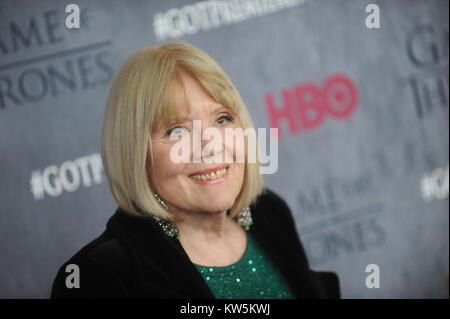 NEW YORK, NY - 18. März: Diana Rigg besucht die "Spiel der Throne' Saison 4 New York Premiere bei der Avery Fisher Hall, das Lincoln Center am 18. März 2014 in New York City People: Diana Rigg Stockfoto