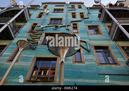 Kunst Gericht kunst Gericht Passagen, Gericht, der Elemente, der das Wasser, Dresden, Kunsthof, Kunsthofpassagen, Hof der Elemente, Hof des Wassers Stockfoto