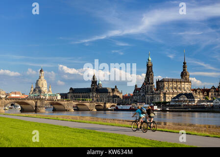 Dresden, Altstadtanischt der Elberadweg, Altstadtanischt vom Elberadweg Stockfoto