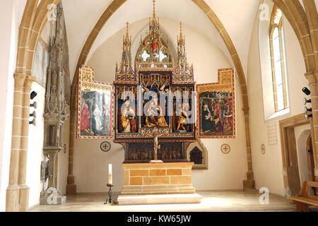 BOPFINGEN, Deutschland - ca. August 2015 Altar in St. Blasius Kirche Stockfoto