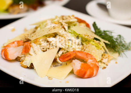 In einem Restaurant in der Nähe Mittagessen - Bis Stockfoto