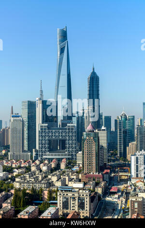 Skyline von Shanghai - Eine vertikale morgen Blick auf drei höchsten Wolkenkratzer der Stadt Shanghai Tower, Shanghai World Financial Center und Jin Mao Tower. Stockfoto