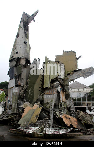 Wrecage der militärischen airplsnes in Museum, Hanoi, Vietnam Stockfoto