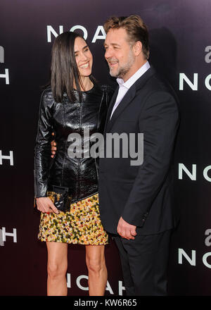 NEW YORK, NY - 26. März: Jennifer Connelly, Russell Crowe besucht die "Noah" New York Premiere im Ziegfeld Theatre am 26. März 2014 in New York City People: Jennifer Connelly, Russell Crowe Stockfoto