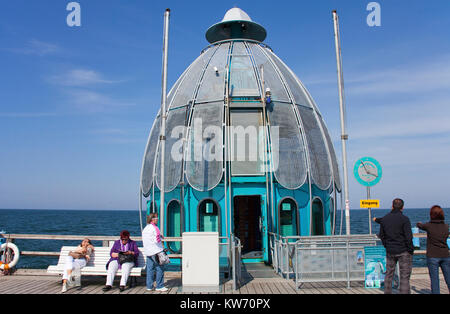 Tauchen Bell am Ende des Piers, Sellin, Insel Rügen, Mecklenburg-Vorpommern, Ostsee, Deutschland, Europa Stockfoto