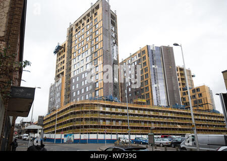 Die laufenden Bauarbeiten in Coventry West Midlands. Coventry wurde als die britischen Stadt der Kultur für 2021 angekündigt, historisch Teil der Warwickshire, es ist die zweitgrößte Stadt in den West Midlands. Stockfoto