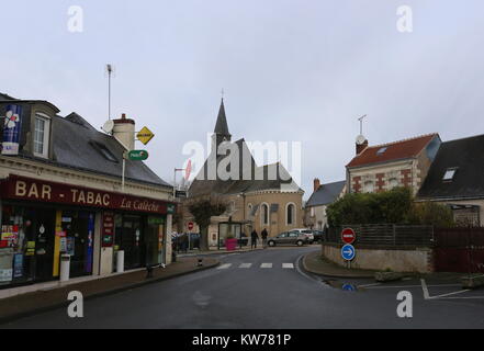 Pfarrkirche Notre Dame d Oe Frankreich Dezember 2017 Stockfoto