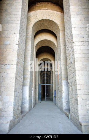 Römische Tunnel als Grotta di Seiano in Neapel, Italien Stockfoto