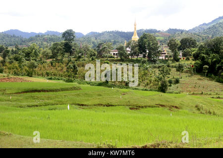 Ländliche birmanischen buddhistischen Kloster in Shan Staat, Myanmar Stockfoto