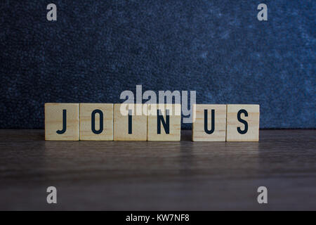 Uns auf Holz Würfel, Business Konzept Stockfoto