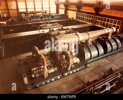 Turbinen und schwere Maschinen produziert von Franco Tosi (Legnano, Italien, 60er Jahre) Stockfoto