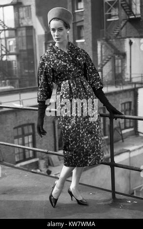 Fashion Model für Christian Dior Summer Collection London 1956 Stockfoto