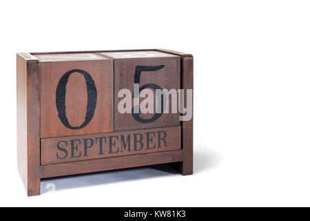 Holz- Ewiger Kalender - September 5. Set Stockfoto