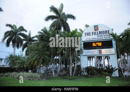 MIAMI BEACH, FL - 22. April: Gavin Rossdale von Bush führt im Fillmore am 22. April 2016 in Miami Beach, Florida, Leute: Gavin Rossdale Stockfoto