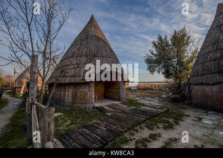 Caorle - 30. Dezember 2017. Detailansicht von "Casoni", traditionelles Fischerhaus in der "Insel der Fischer' im Nordosten von Italien. Stockfoto