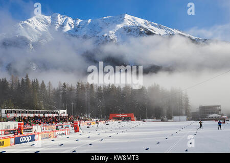 Lenzerheide, Schweiz, 31. Dezember 2017. Die Biathlon Arena ist für die Mens 15 km klassisch Konkurrenz an den FIS Langlauf Weltcup Tour de Ski 2017 bereit, in die Lenzerheide. © Rolf Simeon/Verkünden/Alamy leben Nachrichten Stockfoto