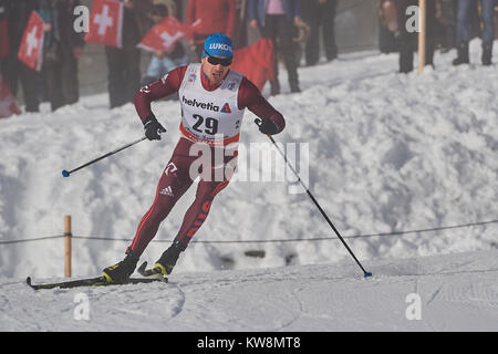 Lenzerheide, Schweiz, 31. Dezember 2017. CHERVOTKIN Alexey (RUS) während der Mens 15 km klassisch Konkurrenz an den FIS Langlauf Weltcup Tour de Ski 2017 in Lenzerheide. © Rolf Simeon/Verkünden/Alamy leben Nachrichten Stockfoto