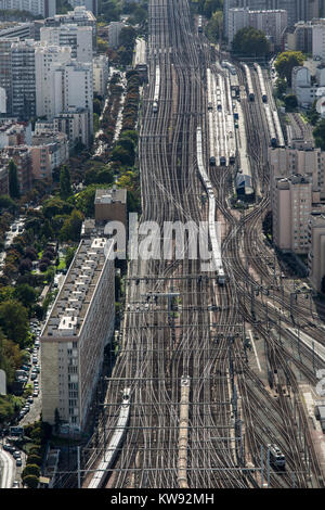 Frankreich, Paris (75), Eisenbahnschienen führenden aus der Gare Montparnasse Stockfoto