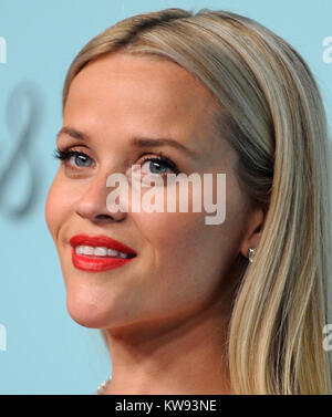 NEW YORK, NY - 15. April: Reese Witherspoon besucht Tiffany & Co. feiert die 2016 Blue Book am Cunard Building am 15. April 2016 in New York City. Personen: Reese Witherspoon Stockfoto