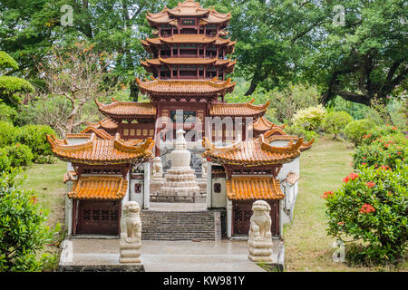 Chinesische Wahrzeichen Miniatur Yellow Crane Tower Stockfoto