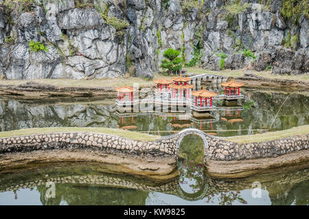 Chinesische Wahrzeichen Miniatur Seven Star crags Stockfoto