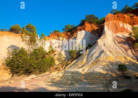 Die französische Colorado von Rustrel - Colorado Provençal de Rustrel, Provence-Alpes-Côte d'Azur, Frankreich Stockfoto