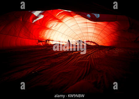 Heißluftballon von Innen, Gas, Feuer Stockfoto