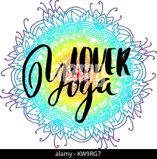 Yoga Liebhaber trockenen Pinsel Schriftzeichen auf Mandala Muster Hintergrund. Yoga Typografie Poster. Vector Illustration. Stock Vektor