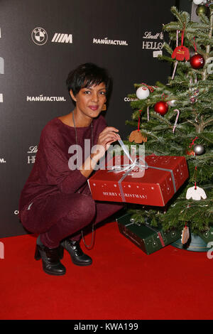 Lena Gerckes Christmas Dinner Party im Hotel hygge in Hamburg. Mit