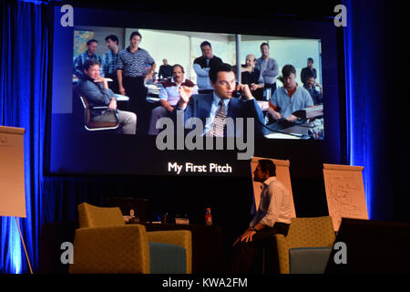 MIAMI, FL - 17. SEPTEMBER: Motivationstrainer Jordan Belfort bei seinem Seminar "Die Kraft der Überzeugung Mit der Wolf der Wall Street Gerade System" am 17. September 2014 in Fort Lauderdale, Florida. Personen: Jordan Belfort Stockfoto