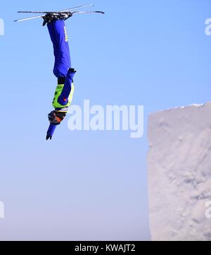 Shenyang, Shenyang, China. 2 Jan, 2018. Shenyang, China - 2. Januar 2017: (redaktionelle Verwendung. CHINA). Die Nationale Ski Contest in Shenyang, Provinz Liaoning im Nordosten Chinas, Januar 2nd, 2017. Credit: SIPA Asien/ZUMA Draht/Alamy leben Nachrichten Stockfoto