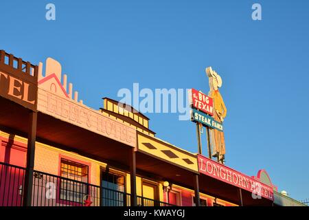 AMARILLO, Texas - 20. Juli: Big Texan Steak Ranch, berühmten Steakhouse Restaurant und Motel in Amarillo, Texas, am 20. Juli 2017. Stockfoto