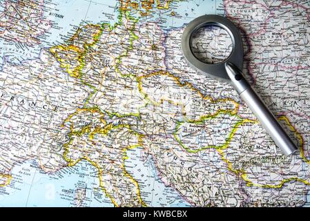 Alte Mitteleuropa Karte mit Ost- und Westdeutschland. Stockfoto