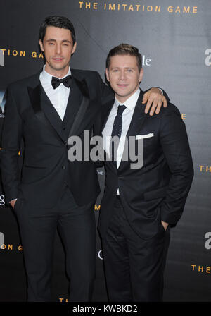 NEW YORK, NY - 17. NOVEMBER: Matthew Goode, Allen Leech die Premiere der Imitation Spiel besucht, bewirtet von Weinstein Company am 17. November 2014 in New York City. Personen: Matthew Goode, Allen Leech Stockfoto