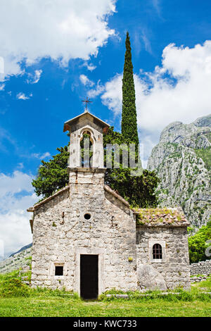 Alte Kirche in Stari Grad, Kotor, Montenegro Stockfoto