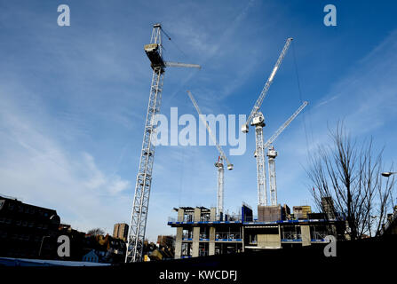 Der Zirkus Straße Entwicklung in Brighton, wie Krane Turm oberhalb der alten Markthalle Stockfoto