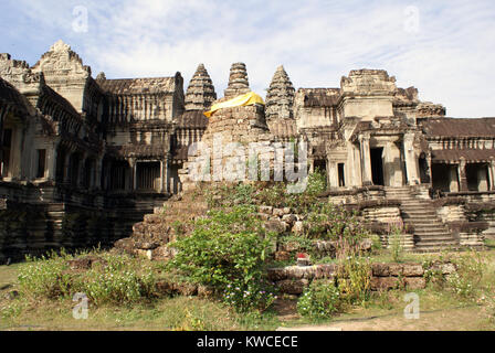 Buddhistische Stupa in der Nähe von Angkor Wat, Kambodscha Stockfoto