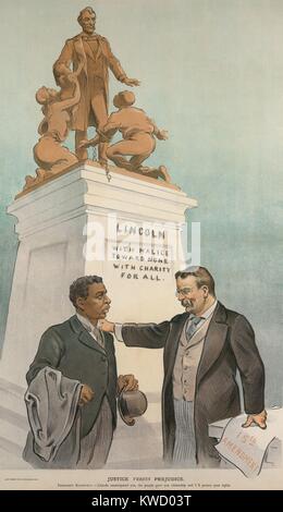 Gerechtigkeit gegenüber Vorurteile, Cartoon in PUCK Magazine, Jan. 28, 1903. Präsident Theodore Roosevelt, stehend mit einem afrikanischen amerikanischen Mann und Verweise auf die 15. Änderung und Abraham Lincoln. Am Okt. 16, 1901, Roosevelt eingeladen, afrikanische amerikanische Führer, Booker T. Washington, zum Abendessen im Weißen Haus mit der First Lady an. Für den größten Teil der Nation war schockiert und einige Regionen waren Skandalisiert (BSLOC 2017 4 62) Stockfoto