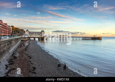 Penarth Pier, Esplanade, Penarth, Tal von Glamorgan, South Wales, UK Severn Estuary, Bristol Channel Stockfoto