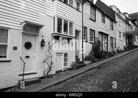 Die steilen gepflasterten Mermaid Street, Rye, East Sussex Stockfoto