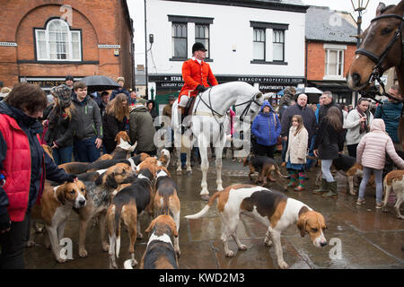 Atherstone Jagd treffen am Neujahrstag in der Marktplatz, Atherstone. Stockfoto