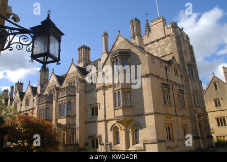 Oxford, Großbritannien, 18. Mai 2015: St. Swithun's Gebäude am Magdalen College Stockfoto