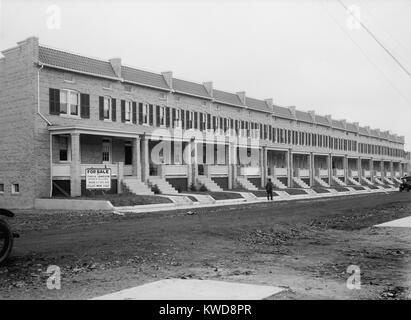 Neue Zeile Häuser am 14. und Taylor Straßen im Nordwesten von Washington, D.C., 1918-21 (BSLOC 2016 8 104) Stockfoto