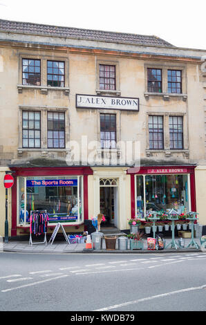 J. ALEX BROWN eine altmodische Eisenwarenladen Shop 1856 gegründet in Bradford on Avon Wiltshire England Großbritannien Stockfoto